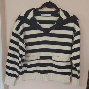 Zara Women's V-Neck Striped Sweater - Black and Cream